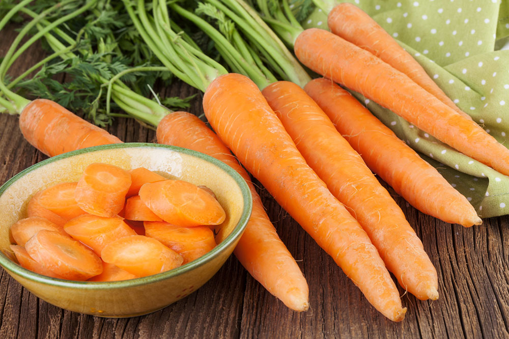 11 Foods to Eat and Avoid for Ovarian Cancer Prevention
